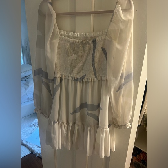 Aritzia dress - Picture 2 of 3